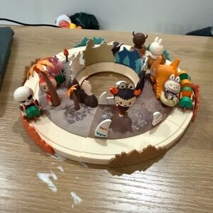 Popmart the monsters playing the game series scene set